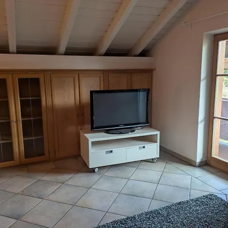 Idyllische Maisonettewohnung Mit Bergblick *