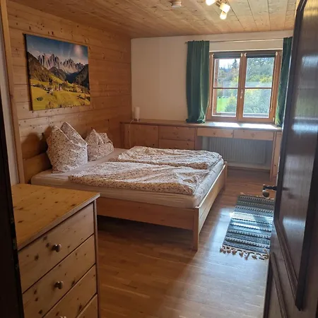 Idyllische Maisonettewohnung Mit Bergblick *