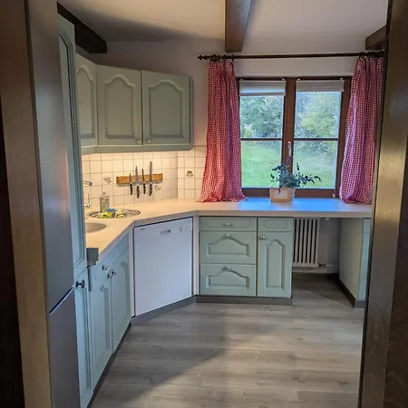 Idyllische Maisonettewohnung Mit Bergblick Appartamento