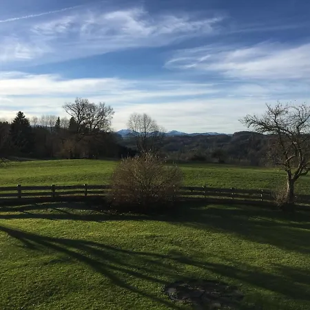 Idyllische Maisonettewohnung Mit Bergblick * Irschenberg