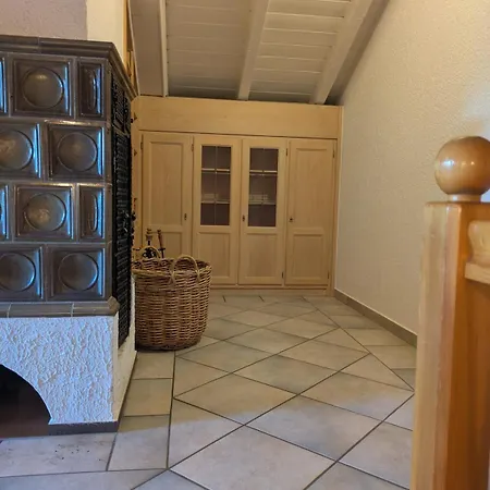 Idyllische Maisonettewohnung Mit Bergblick Appartamento