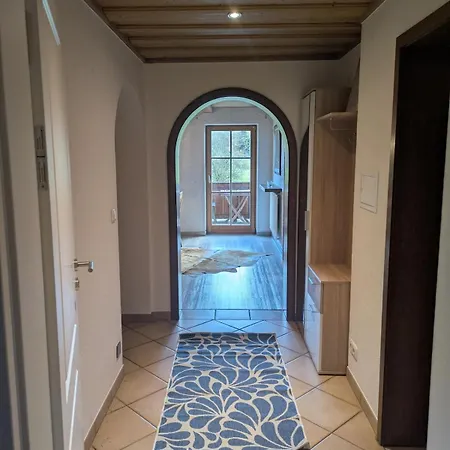 Idyllische Maisonettewohnung Mit Bergblick *